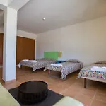 Hi - De Juventude Hostel *