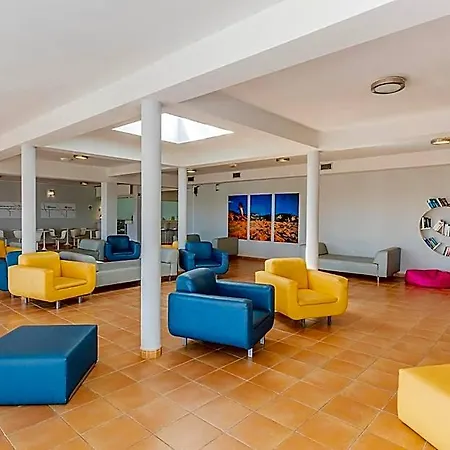 Hi - De Juventude Hostel